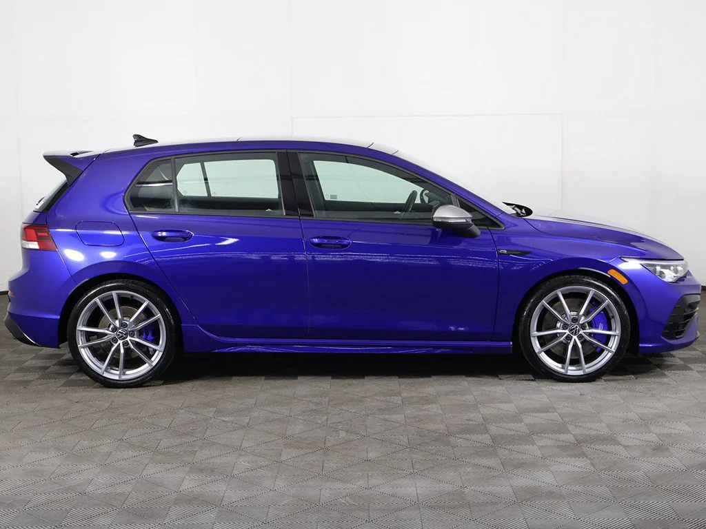 Used 2024 Lapiz Blue Metallic Volkswagen 2.0T image 22