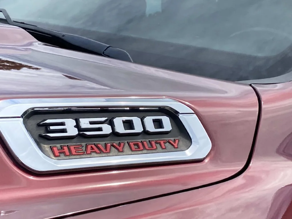 Used 2022 Red Ram Laramie image 10