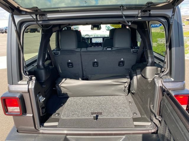 New 2026 Granite Crystal Metallic Clear-Coat Exterior Paint Jeep 85th Anniversary Edition image 12