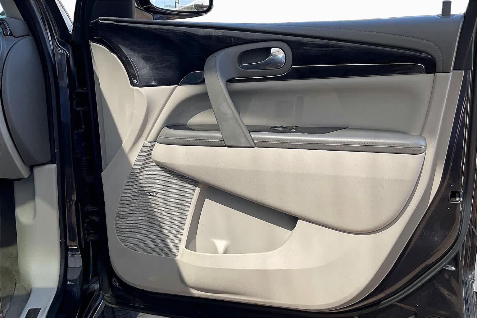 Used 2015 Iridium Metallic Buick Leather image 20