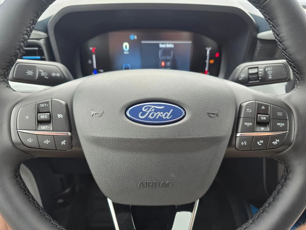 New 2025 Azure Gray Metallic Tri-Coat Ford XLT image 17