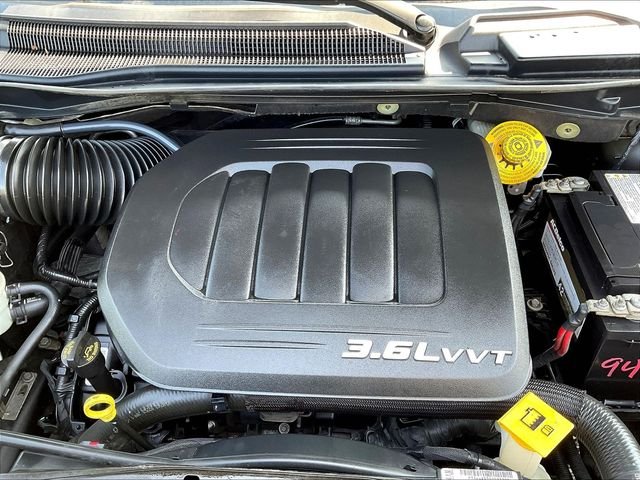 Used 2016 Gray Chrysler Touring image 32