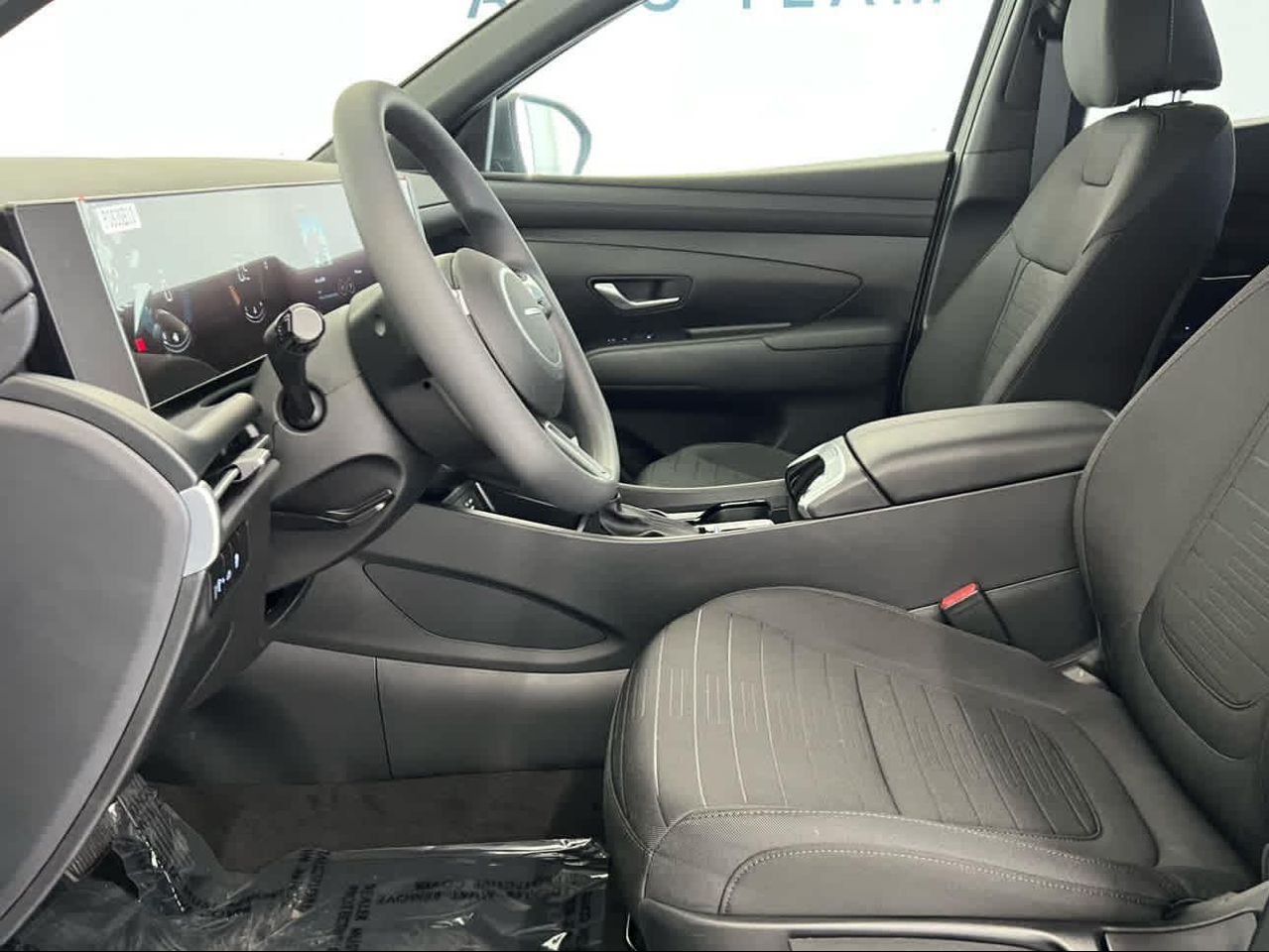 New 2026 Atlas White Hyundai SE AWD image 13