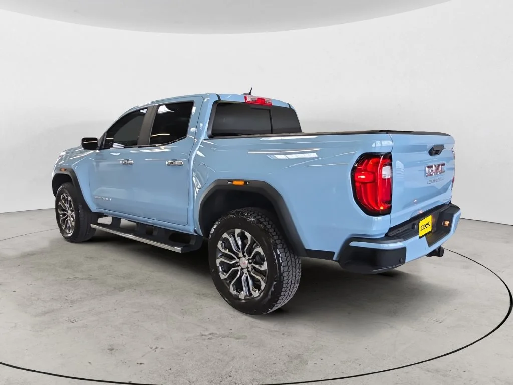 Certified Used 2026 Glacier Metallic GMC Denali image 11