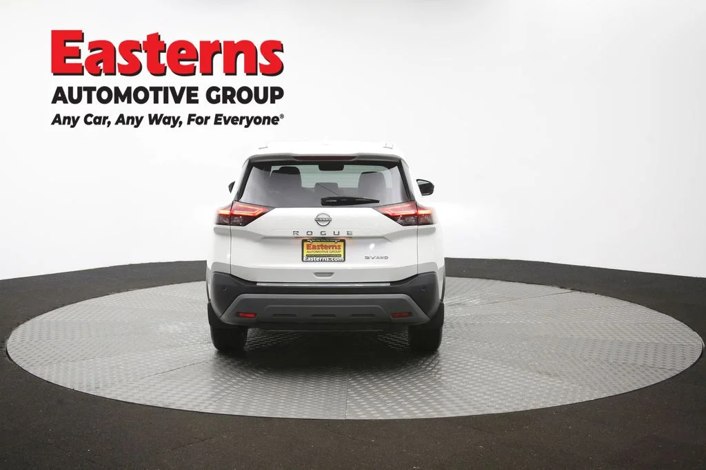 Used 2023 White Nissan SV image 38