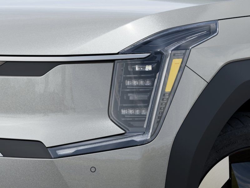 New 2026 Ivory Silver Kia Wind AWD image 10
