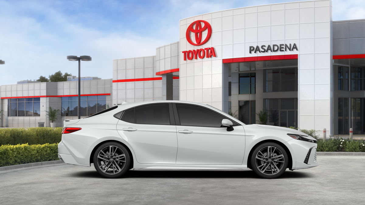 New 2026 Wind Chill Pearl Toyota XSE image 39