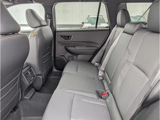 New 2026 DEEP EMERALD GREEN PEARL Subaru Wilderness image 7