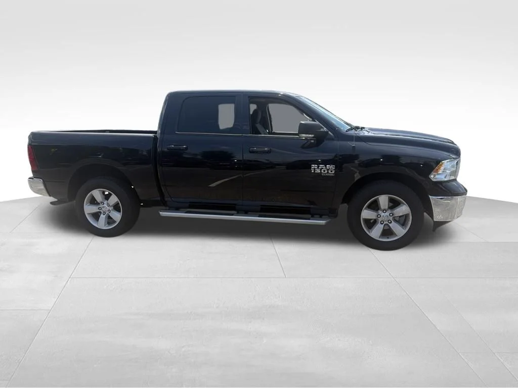 Used 2022 Black Ram SLT image 4