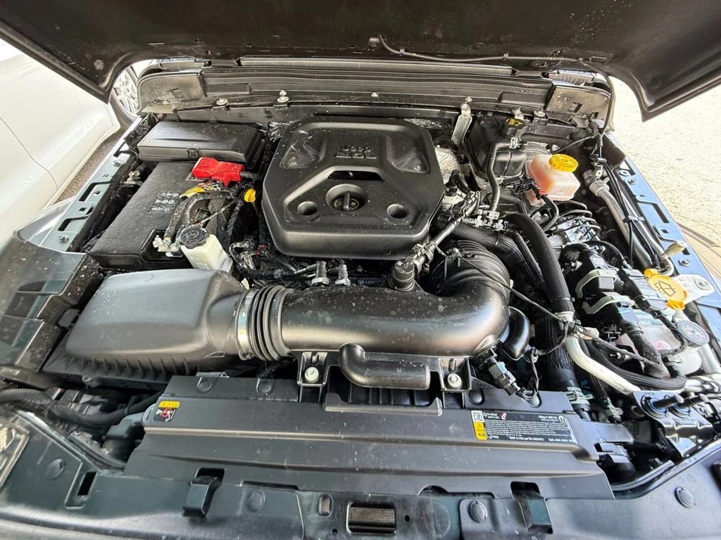 Used 2026 Gray Jeep Sahara image 20