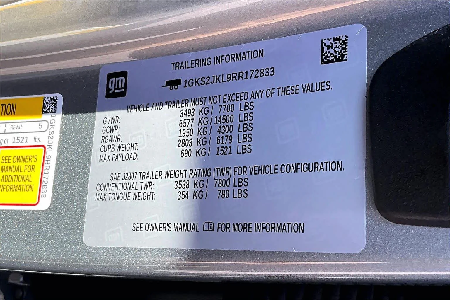 Used 2024 Sterling Metallic GMC Denali image 31