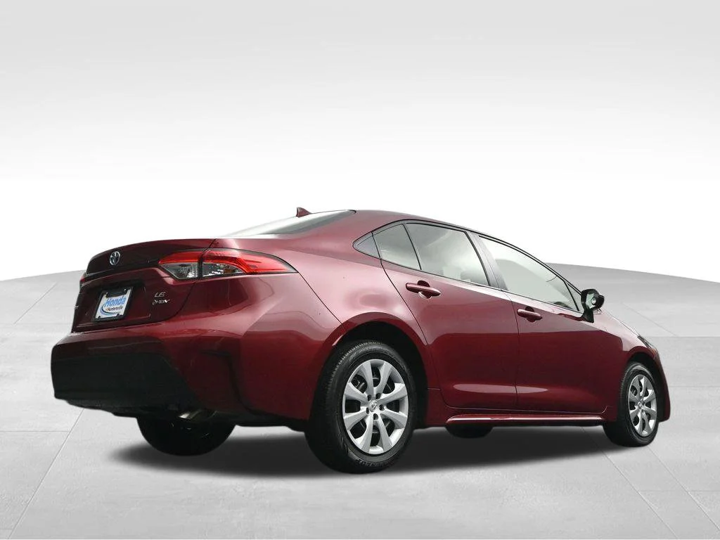 2025 Toyota Corolla LE - Photo 41