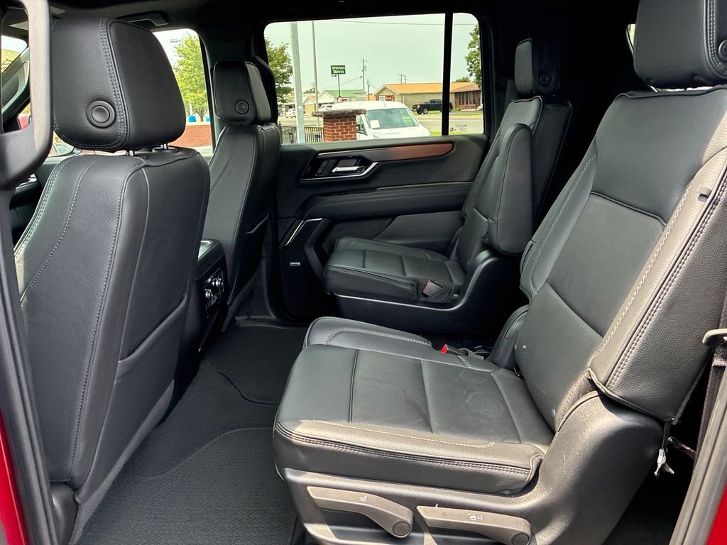 Used 2025 Red GMC Denali image 17
