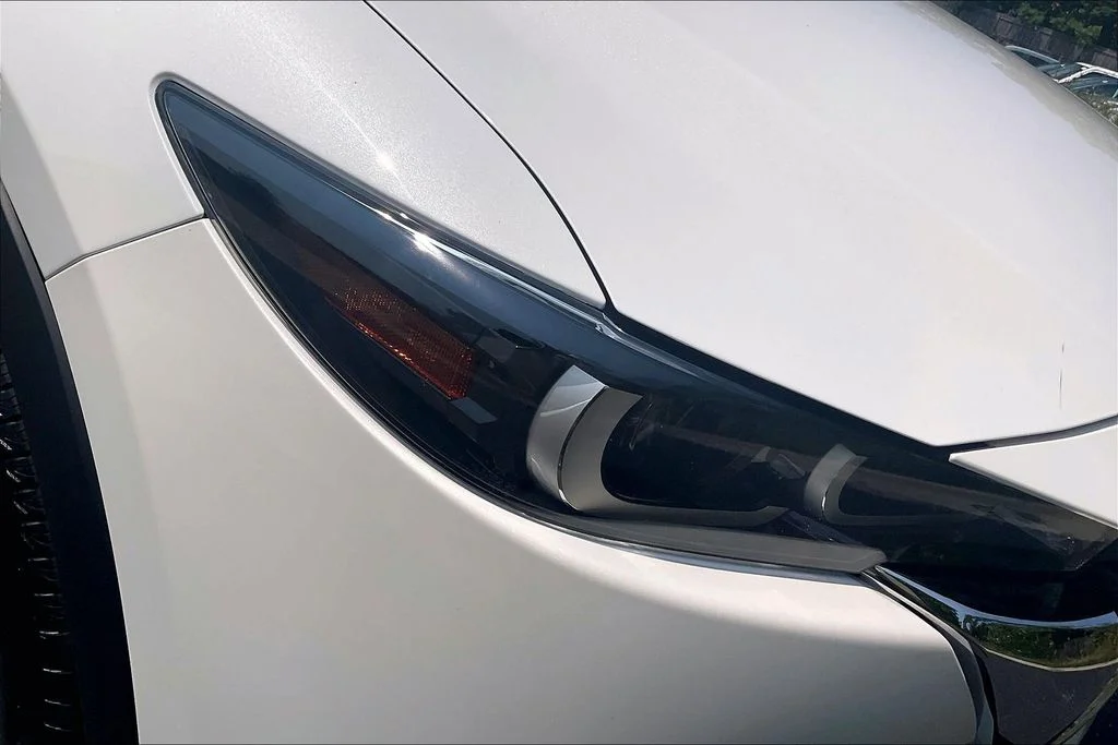 Used 2022 White Mazda 2.5 S image 28