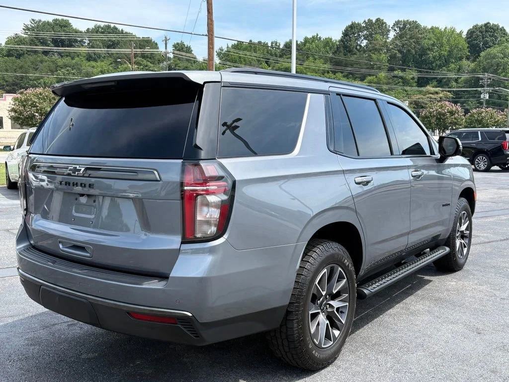Used 2021 SATIN STEEL METALLIC Chevrolet Z71 image 8