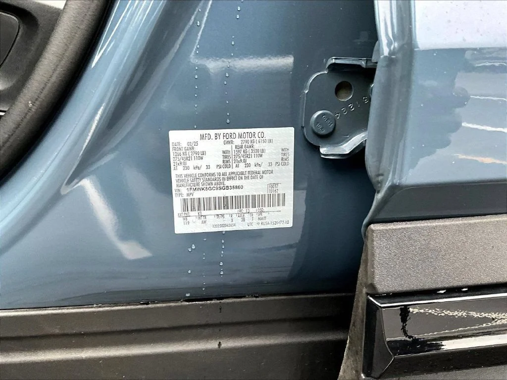 Used 2025 Vapor Blue Ford ST image 21