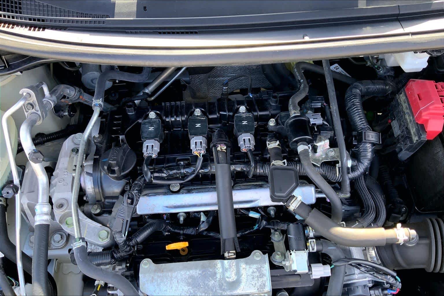 Used 2025 Gray Sky Pearl Nissan SR image 30