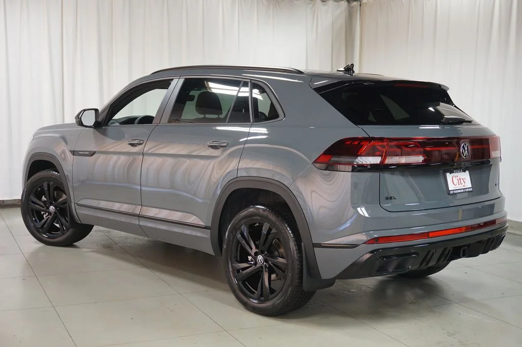 New 2026 Pure Gray Volkswagen 2.0T SEL R-Line Black image 8