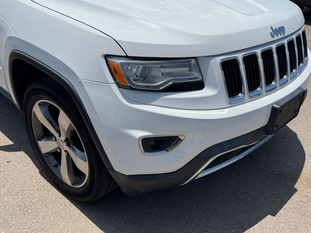 Used 2014 White Jeep Limited image 22