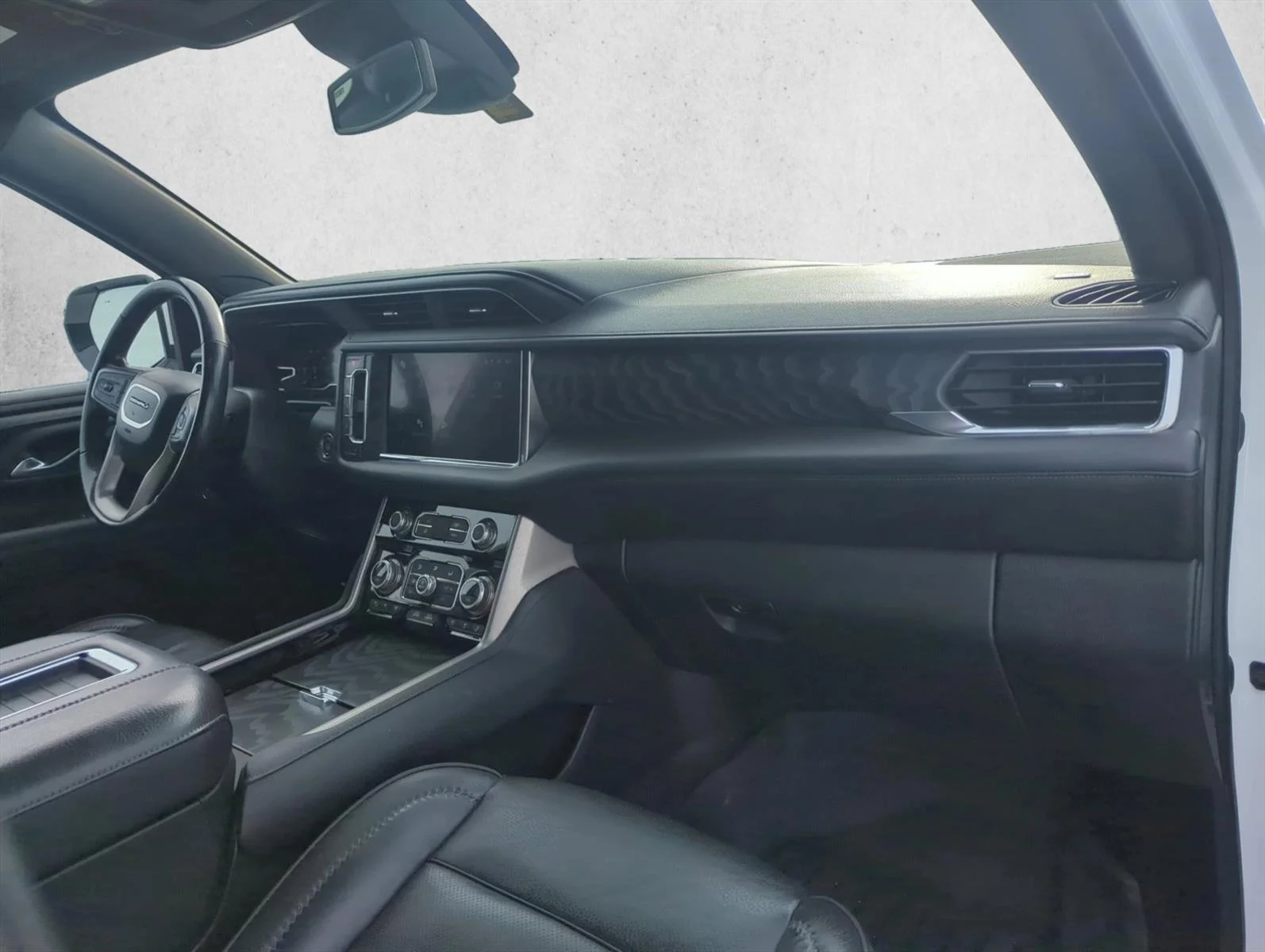 Used 2023 Summit White GMC Denali image 25
