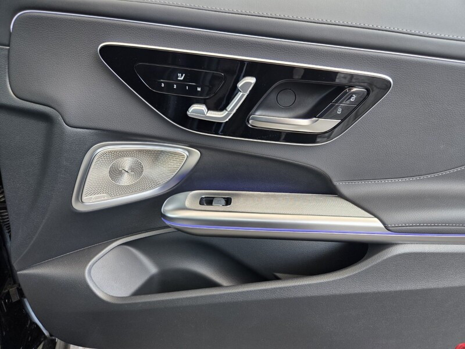 New 2026 Black Mercedes-Benz CLE 300 4MATIC® Coupe image 19