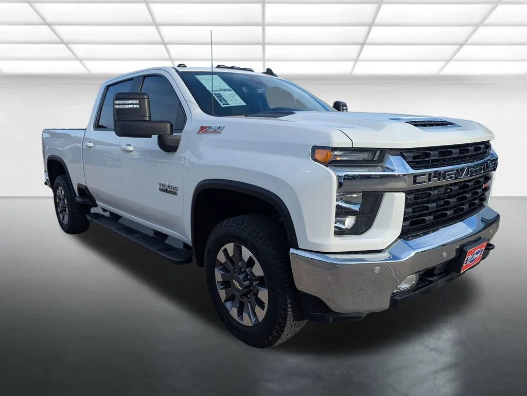 2021 Chevrolet Silverado HD LT 4WD Crew Cab Standard Box's photo