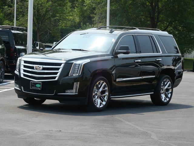 2016 Cadillac Escalade Luxury Collection
