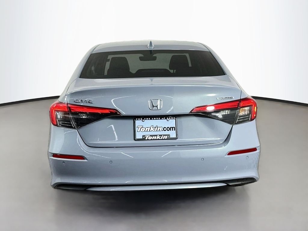Used 2024 Morning Mist Metallic Honda Touring image 7