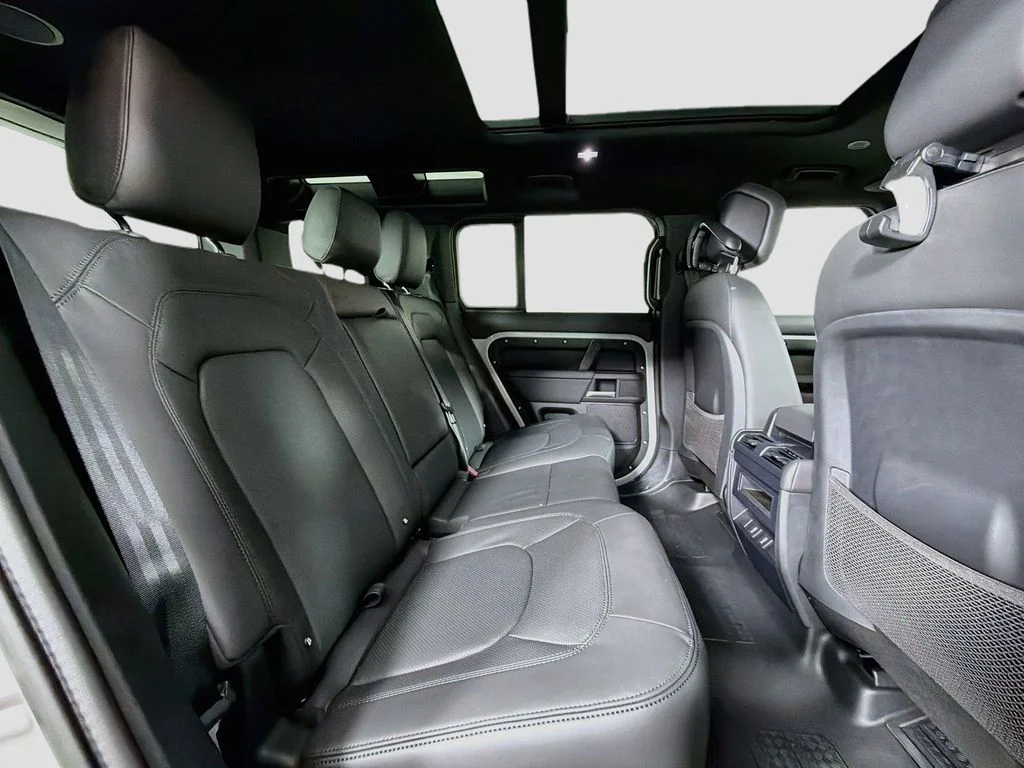 New 2026 Borasco Grey Land Rover X-Dynamic SE image 29