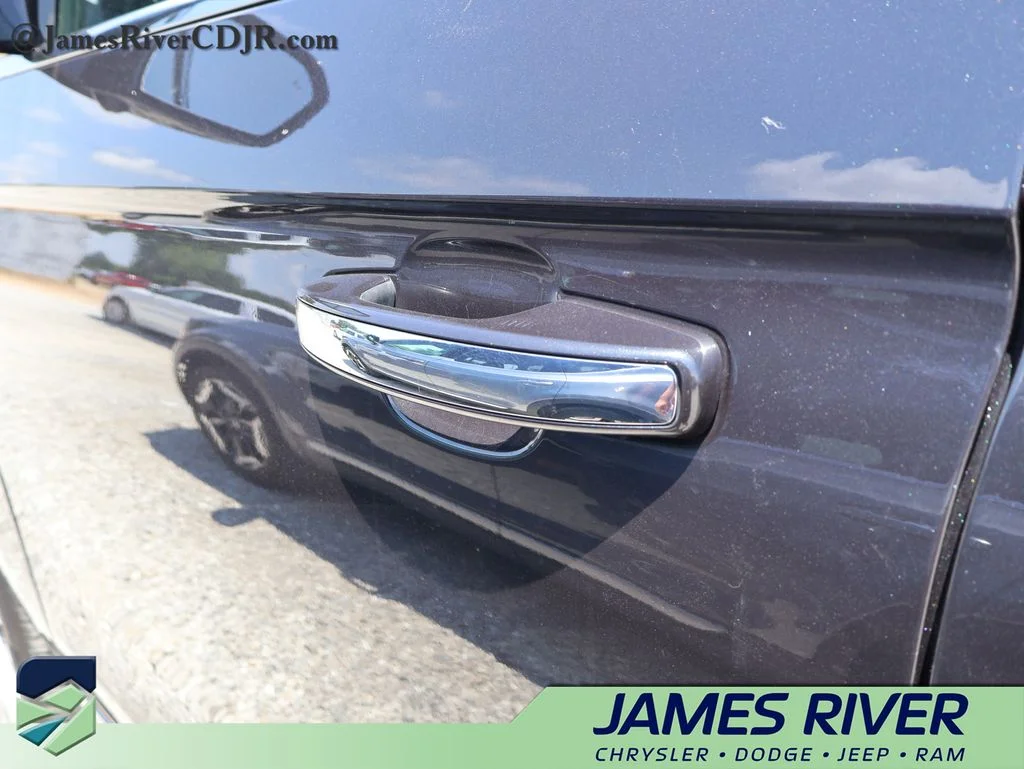 Used 2024 Gray Ford Limited image 19