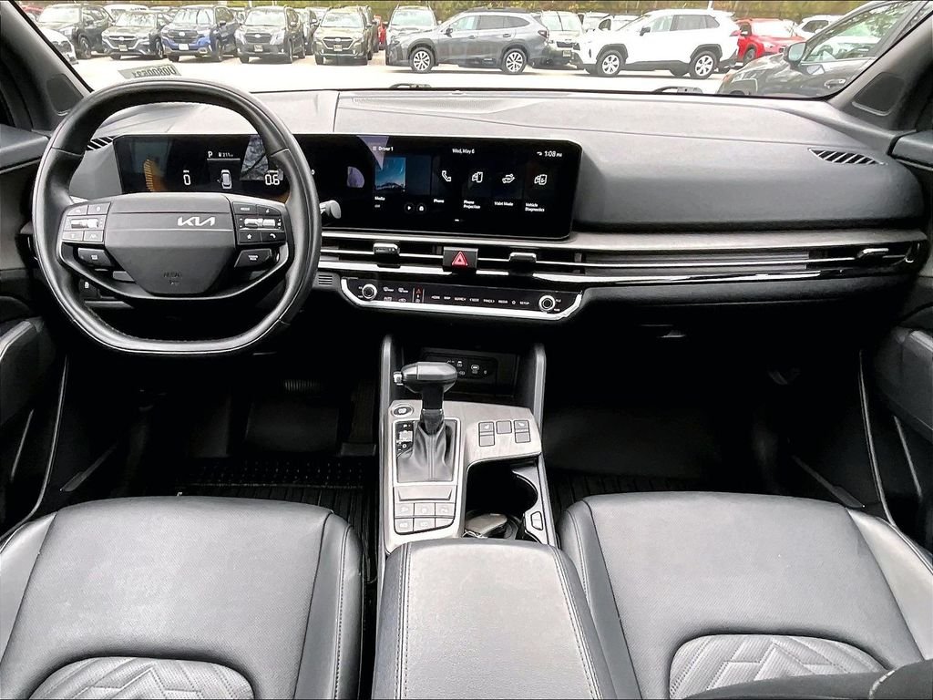 Used 2026 Black Kia X-Line image 21