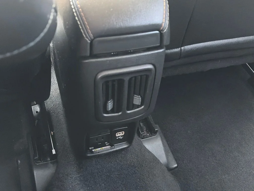 Used 2019 Red Line Jeep Latitude image 17