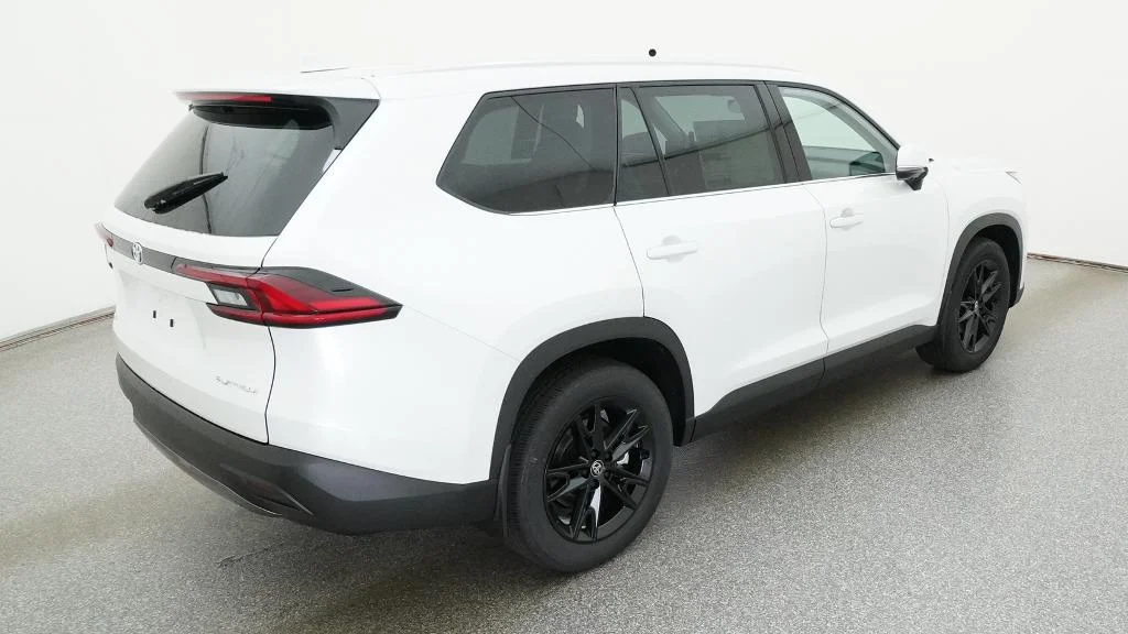 New 2026 Wind Chill Pearl Toyota Platinum image 18