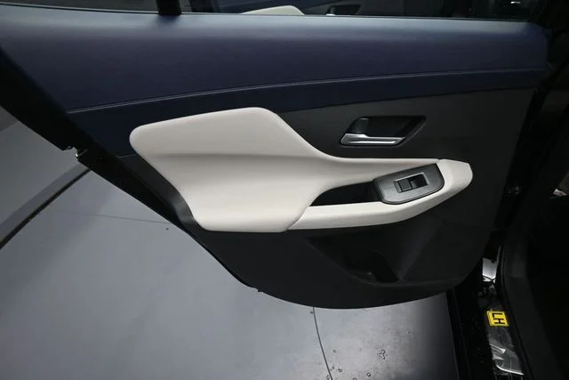 New 2026 Black Nissan SL image 10