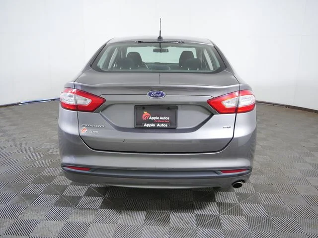 Used 2013 Gray Ford SE image 6
