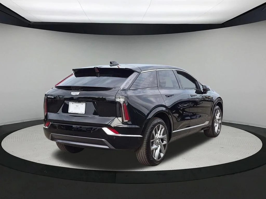 Used 2027 Black Cadillac Luxury image 5