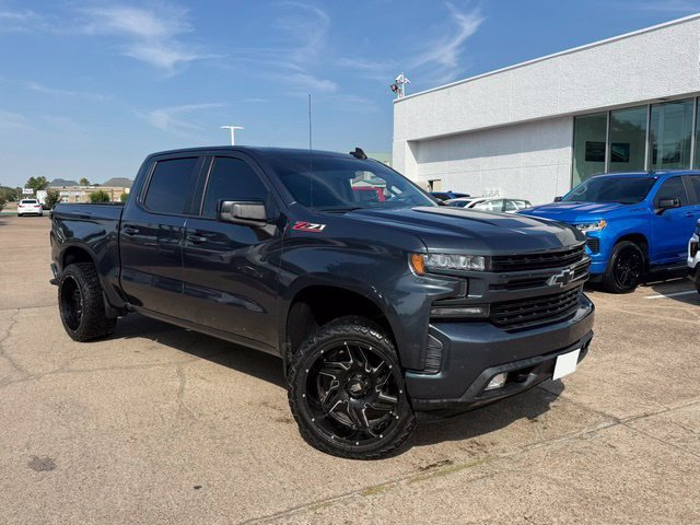Used 2019 SHADOW GRAY METALLIC Chevrolet RST image 1