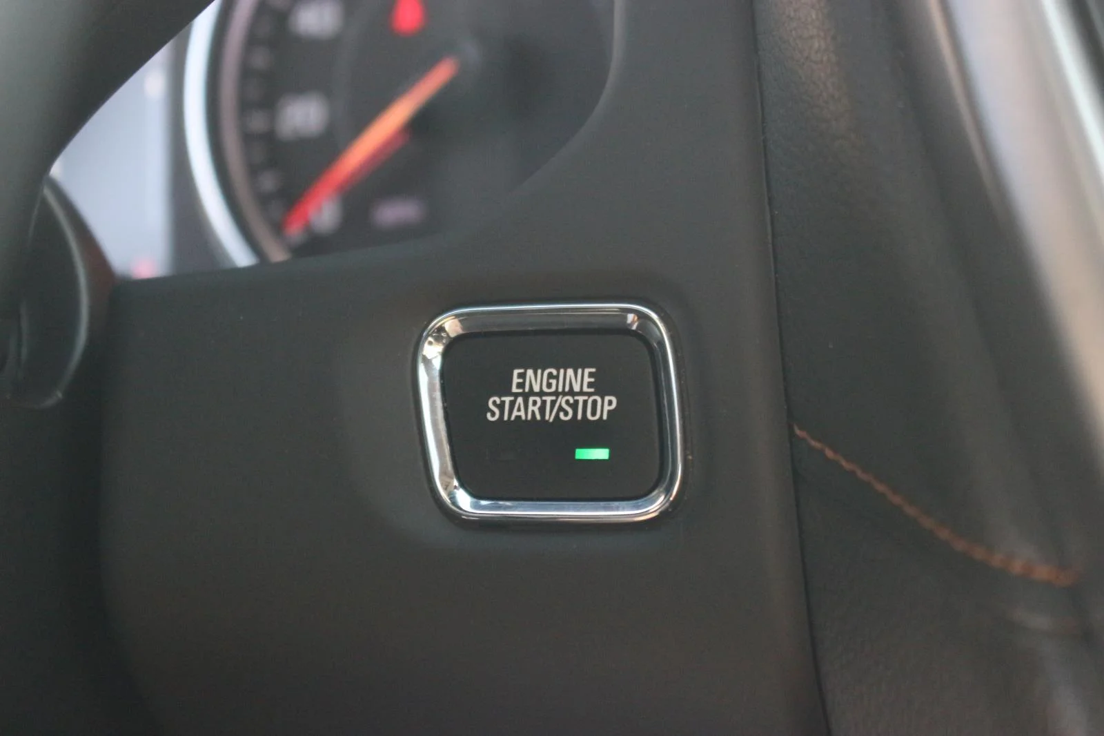 Used 2023 Ebony Twilight Metallic GMC AT4 image 32