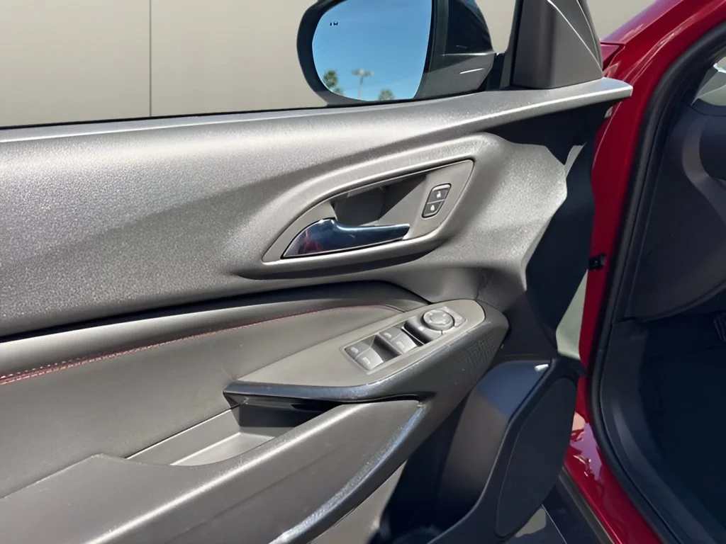 2026 Chevrolet Trax RS - Photo 10