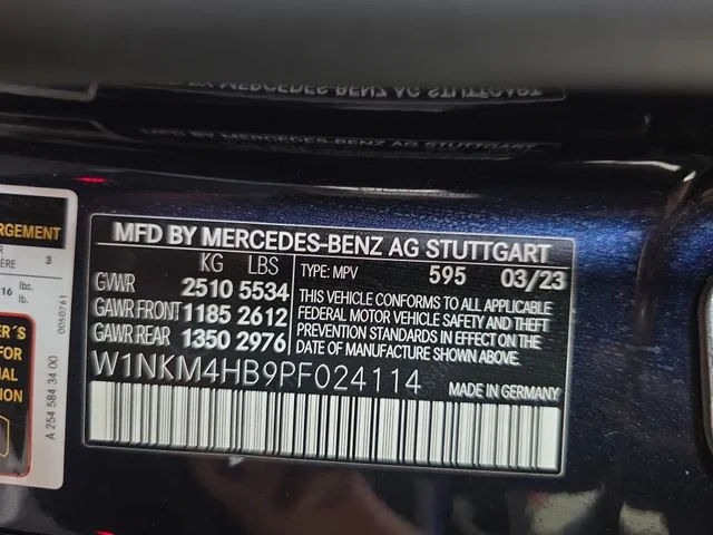 Used 2023 Starling Blue Metallic Mercedes-Benz GLC 300 image 33
