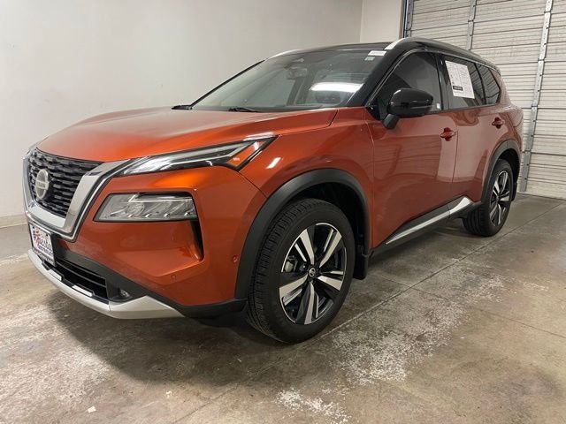 Used 2021 Orange Nissan Platinum image 3
