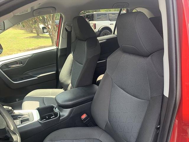 Certified Used 2025 RED MC. Toyota  image 10