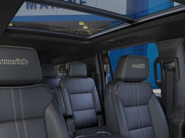 2025 Chevrolet Suburban High Country - Photo 24