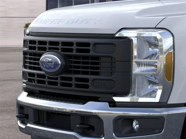 2026 Ford F-350 Super Duty XL - Photo 17