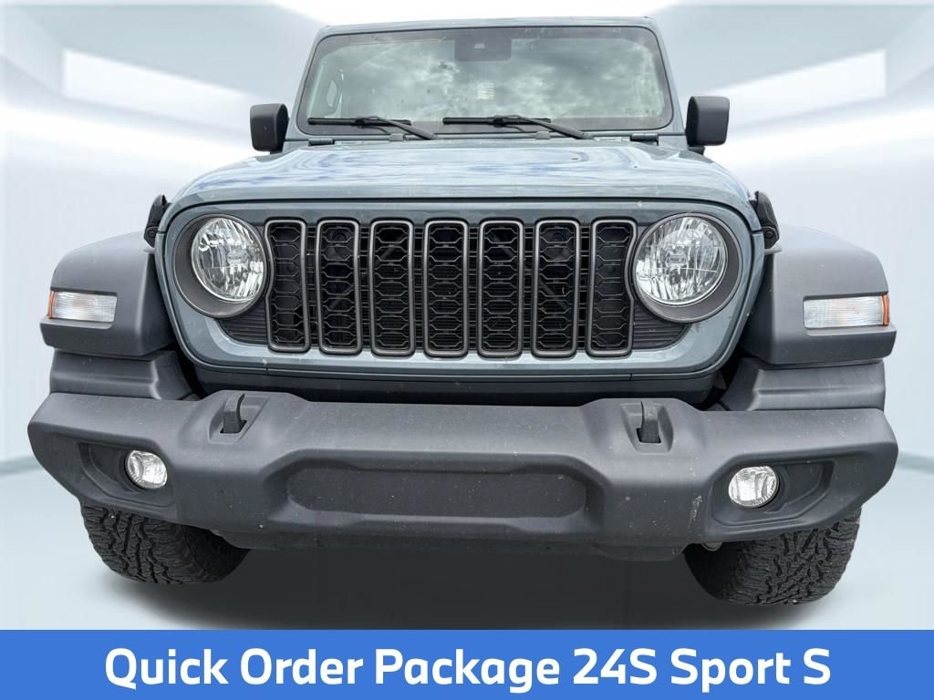 Used 2024 Gray Jeep Sport S image 2