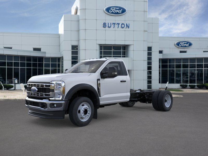 2025 Ford F-450 Super Duty Chassis Cab XL - Photo 32