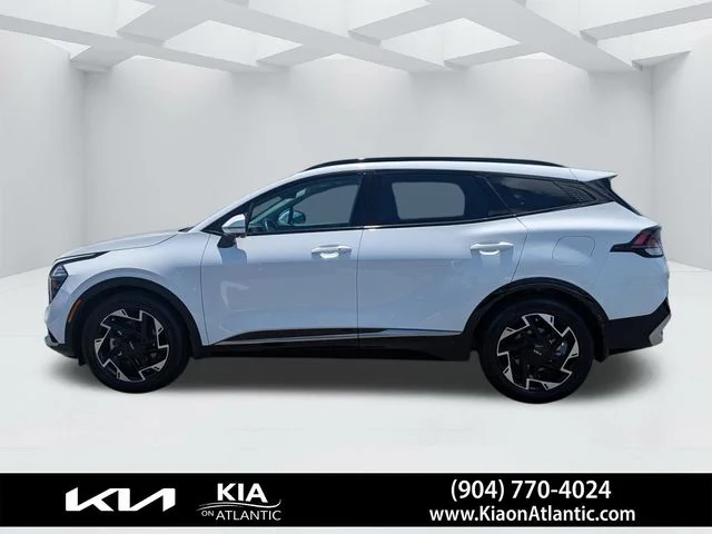 Used 2025 White Kia SX-Prestige image 6