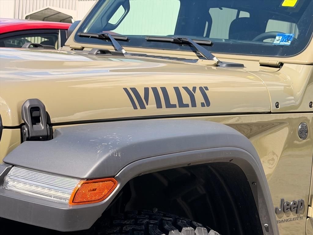 Used 2025 Green Jeep Willys image 7