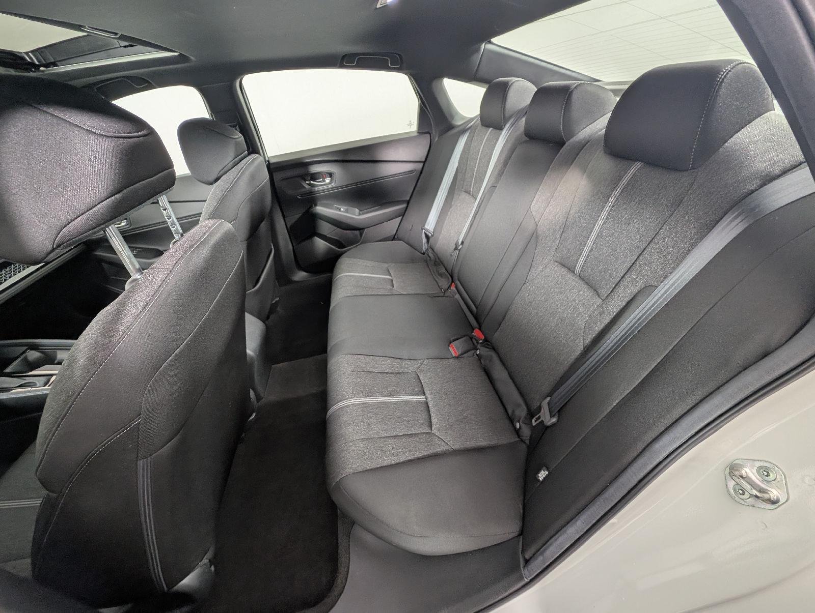 Used 2024 Platinum White Pearl Honda Sport image 31