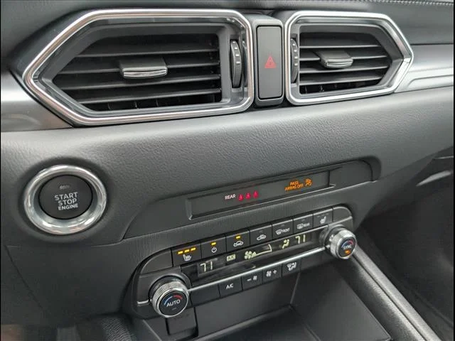 2025 Mazda CX-5 - Photo 14